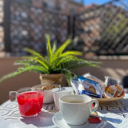 Pit Stop Station Bed and Breakfast Τσιαμπίνο