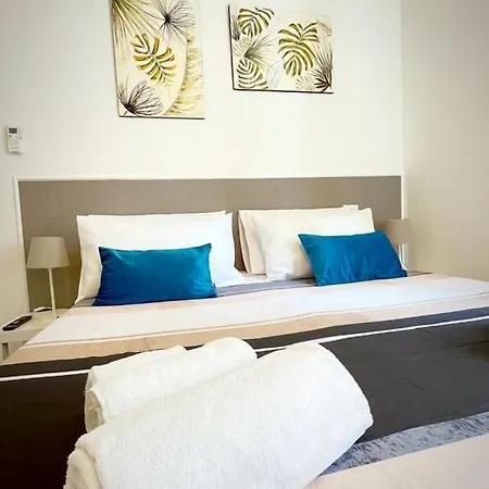 Pit Stop Station Bed and Breakfast