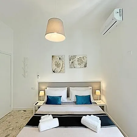 Pit Stop Station * Τσιαμπίνο