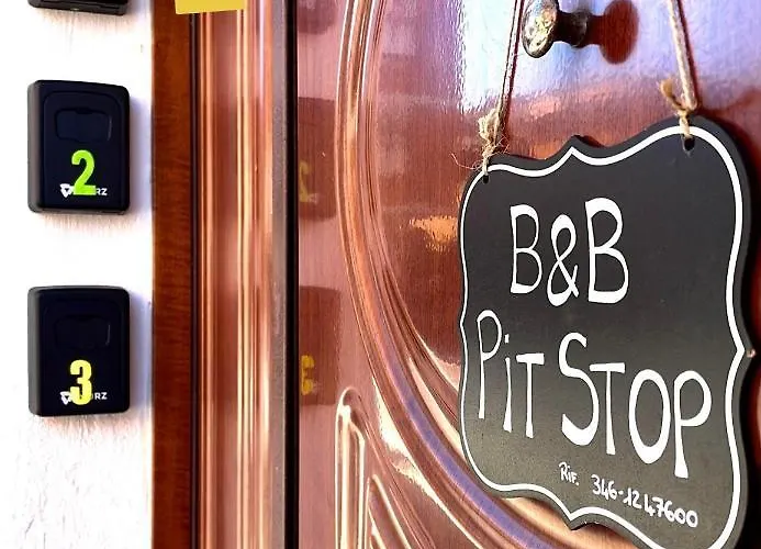 Bed & Breakfast Pit Stop Station *