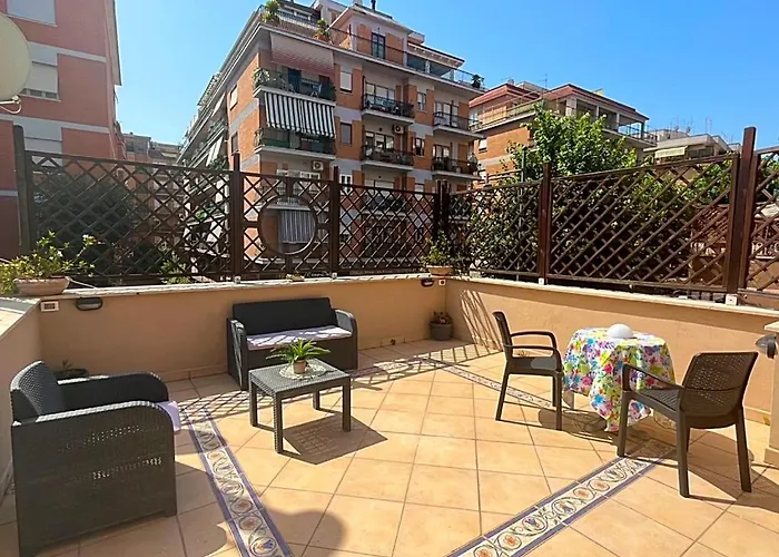 Bed & Breakfast Pit Stop Station *